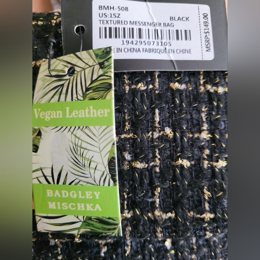 Badgley Mischka Black and Gold Tweed Bag - Picture 10 of 10
